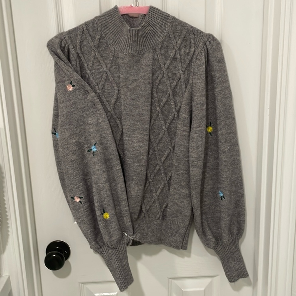 Cashmere sweater in Medium